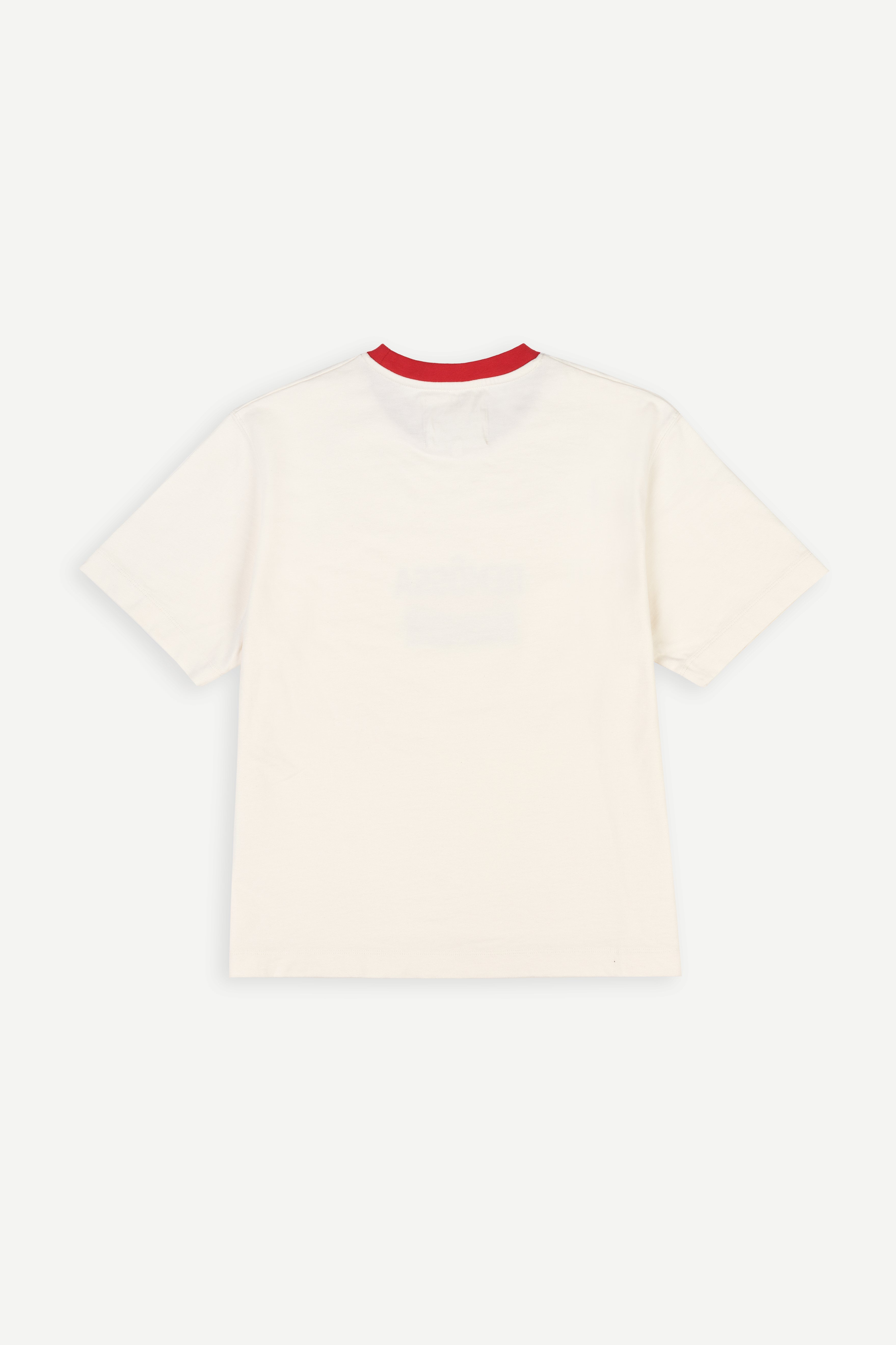 White t-shirt with red collar on a white background